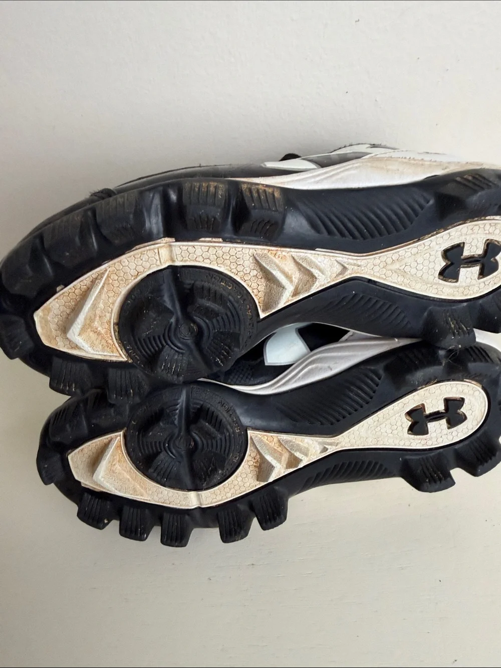 (2289) Under Armor Glyde RM Black Athletic Softball Cleats, Size: 11K